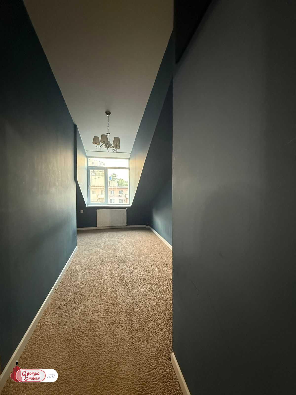 nearly repaired 3-room apartment for sale