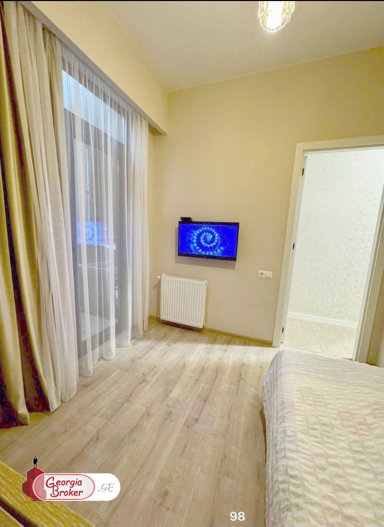 nearly repaired 4-room apartment for sale