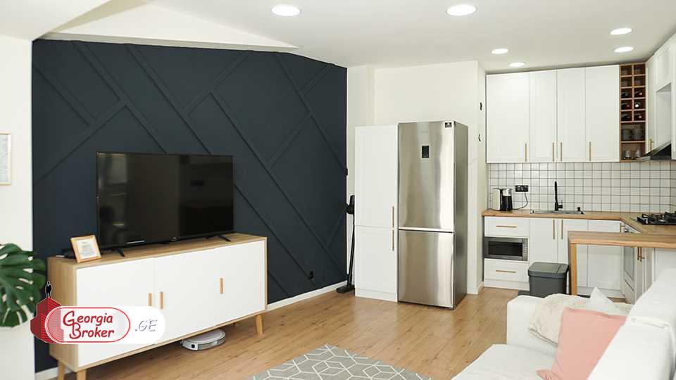 продается квартира с новым ремонтом 3-комнаты