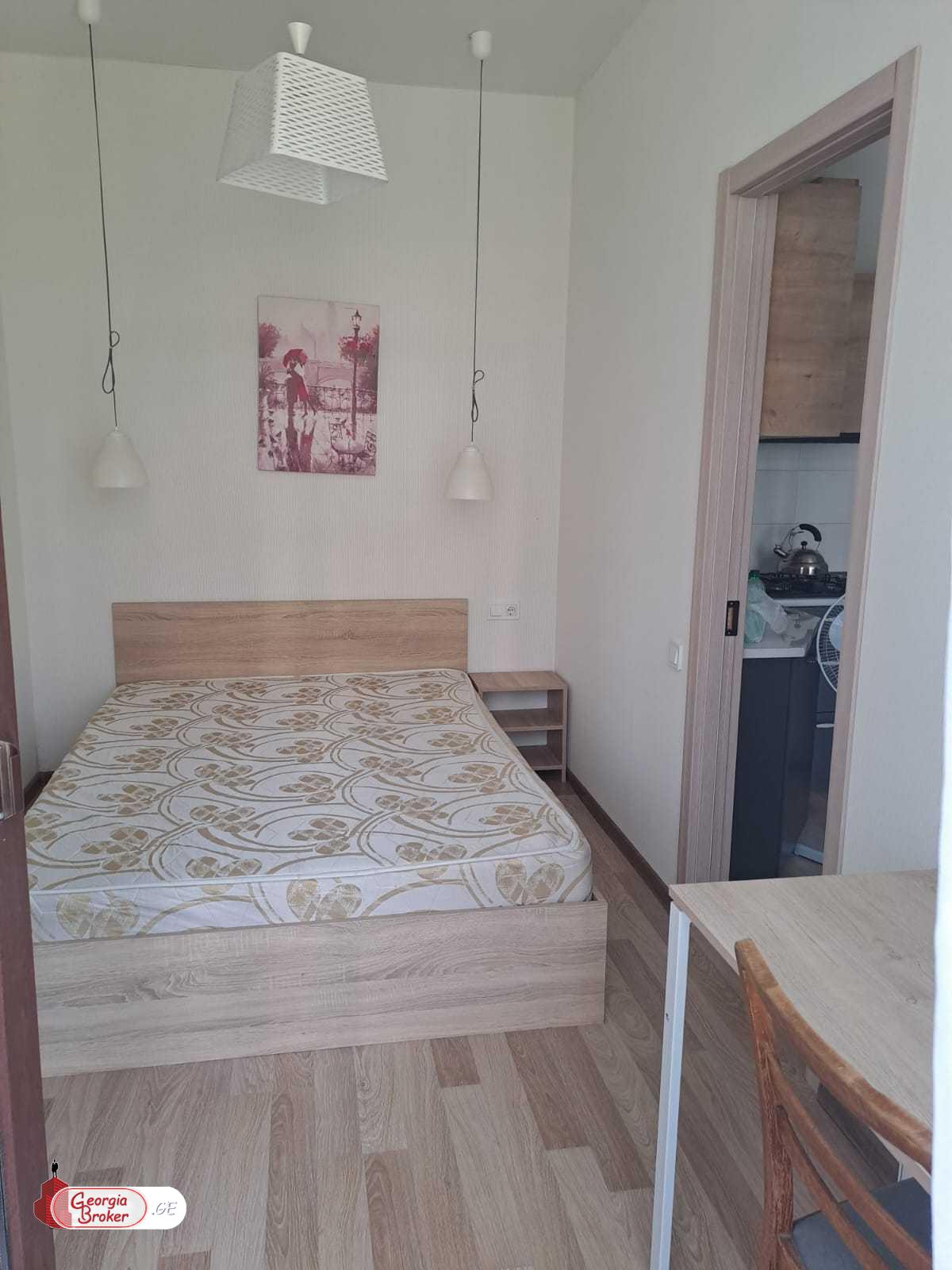 იყიდება ახალი გარემონტებული 2 ოთახიანი ბინა