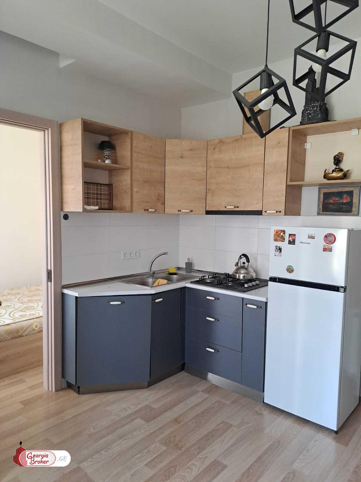 იყიდება ახალი გარემონტებული 2 ოთახიანი ბინა