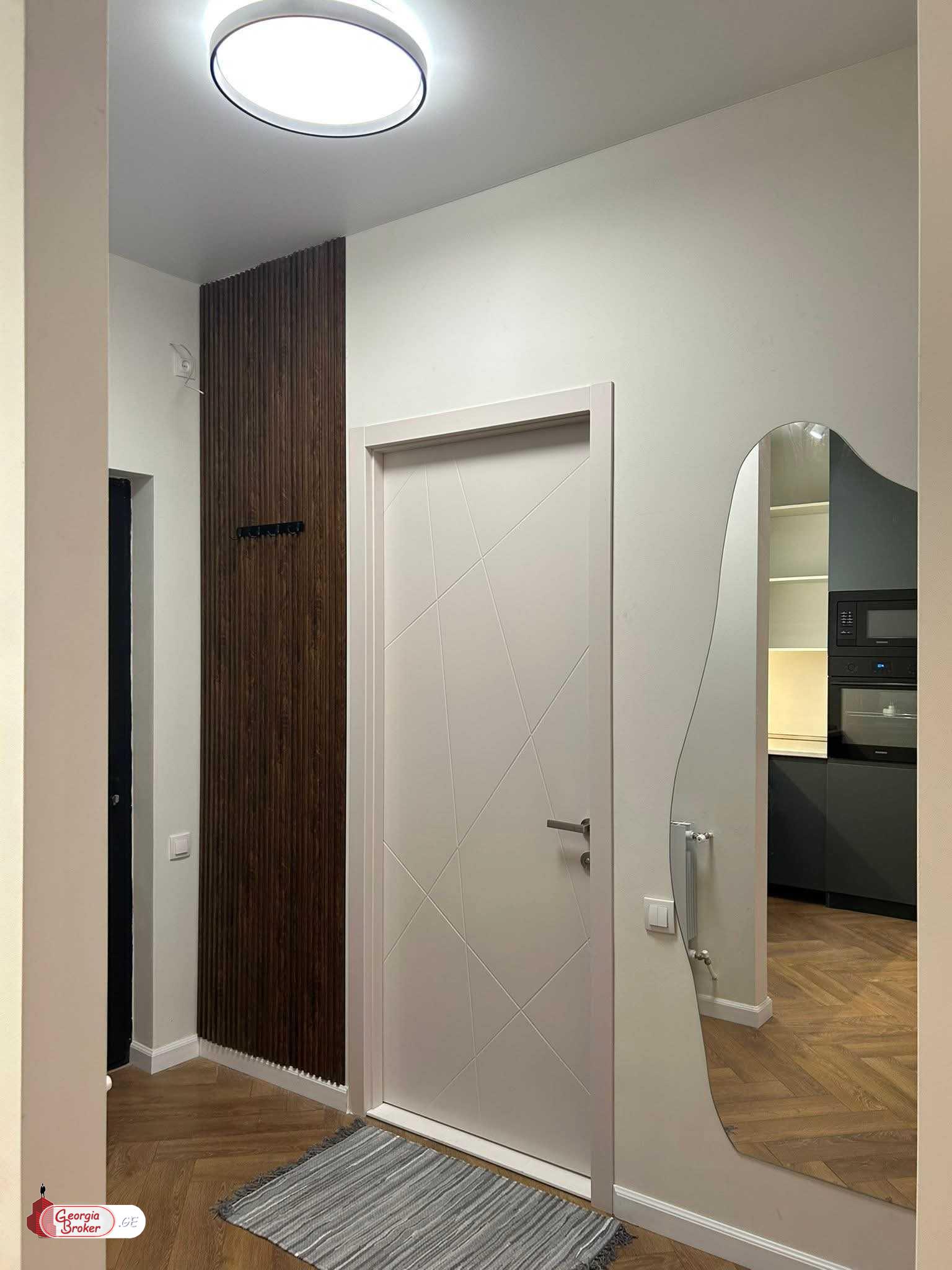 продается квартира с новым ремонтом 2-комнаты