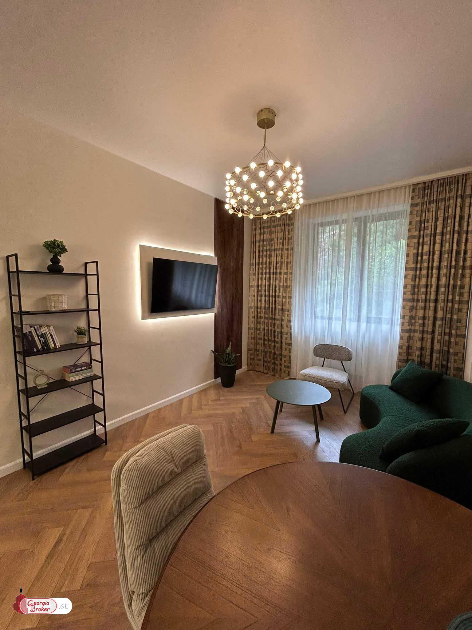 продается квартира с новым ремонтом 2-комнаты