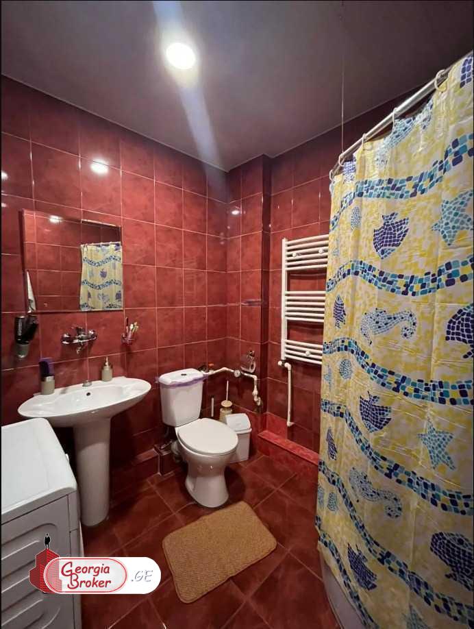 nearly repaired 3-room apartment for sale