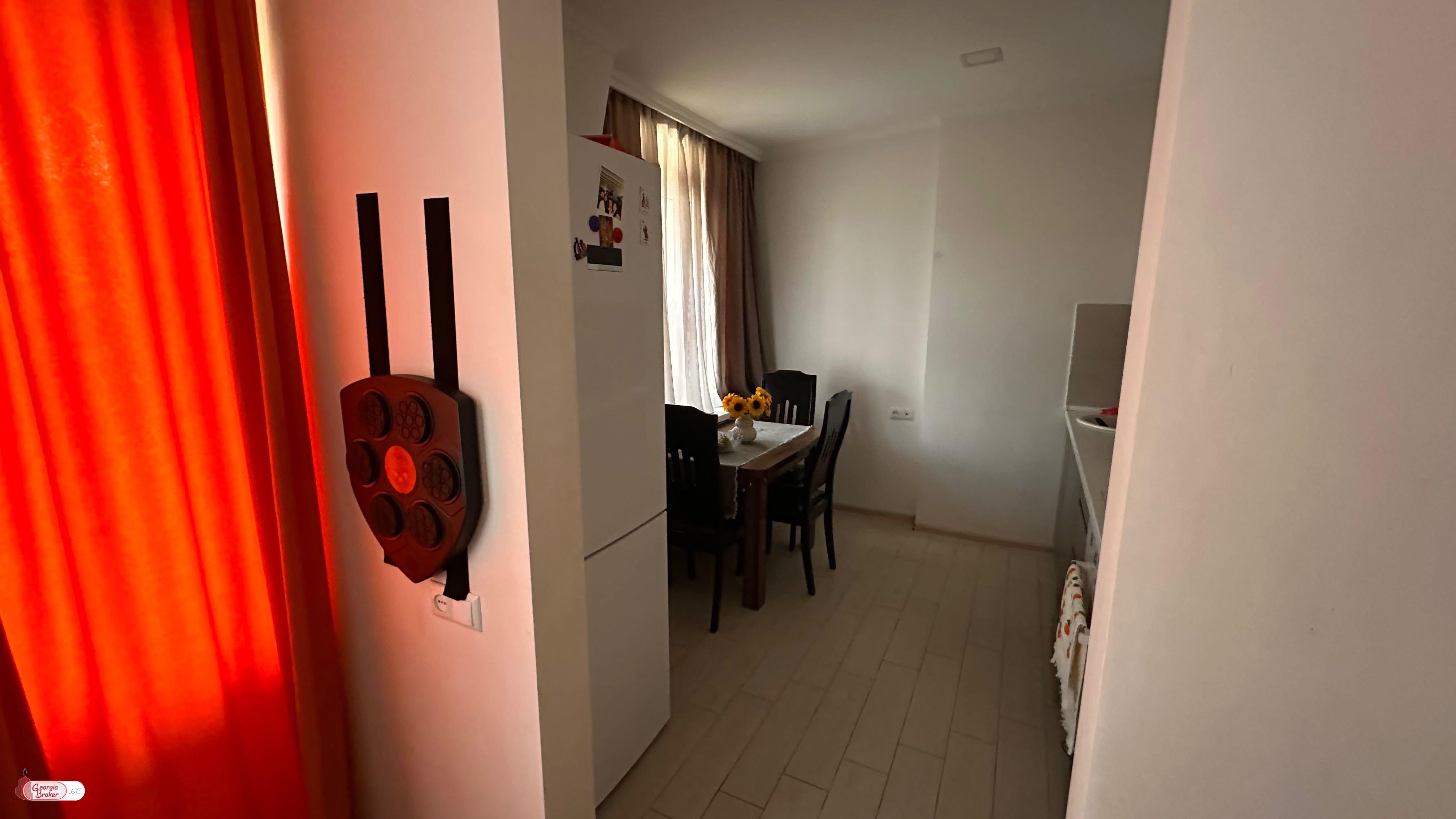 продается квартира с новым ремонтом 2-комнаты