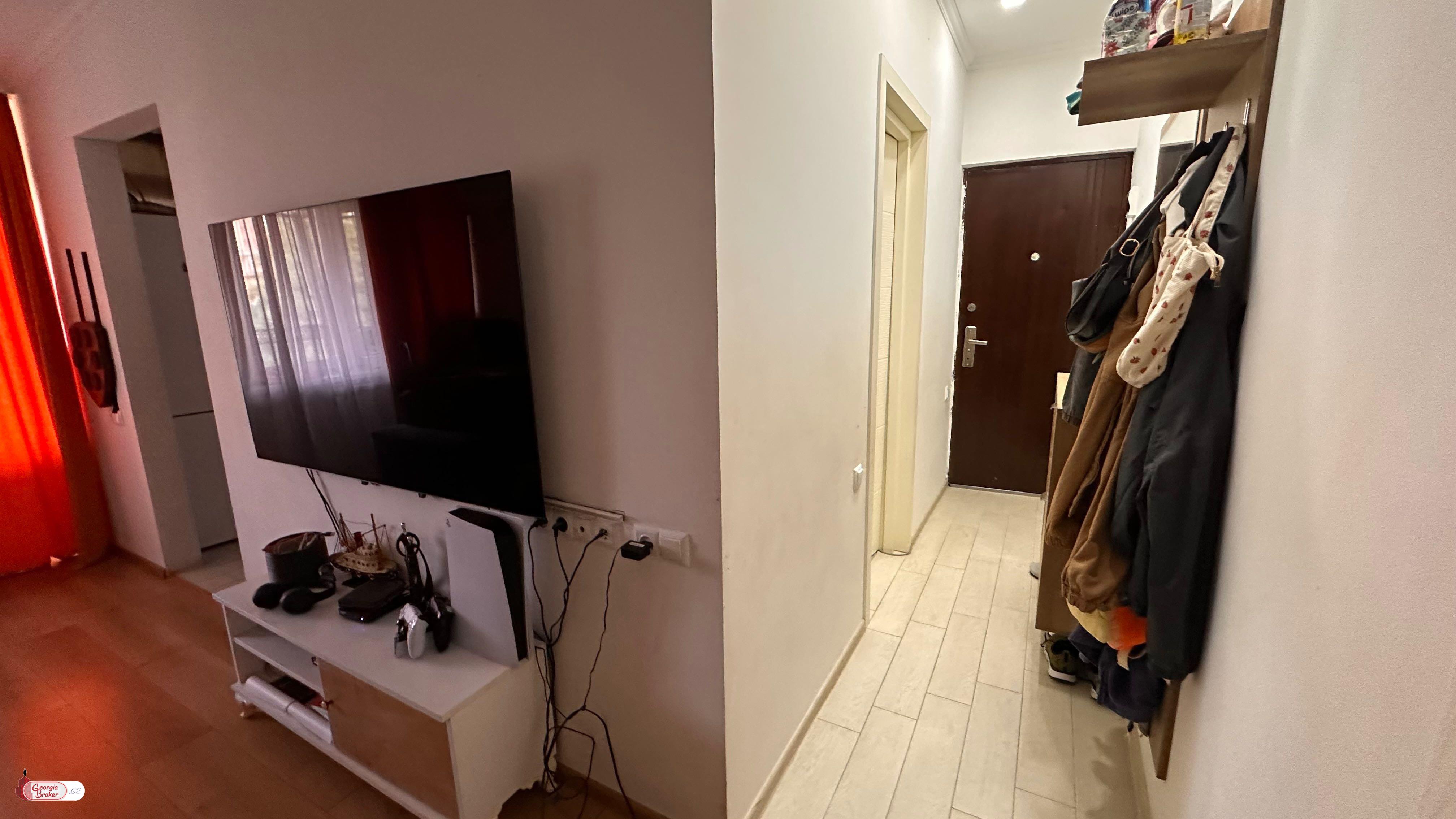 продается квартира с новым ремонтом 2-комнаты