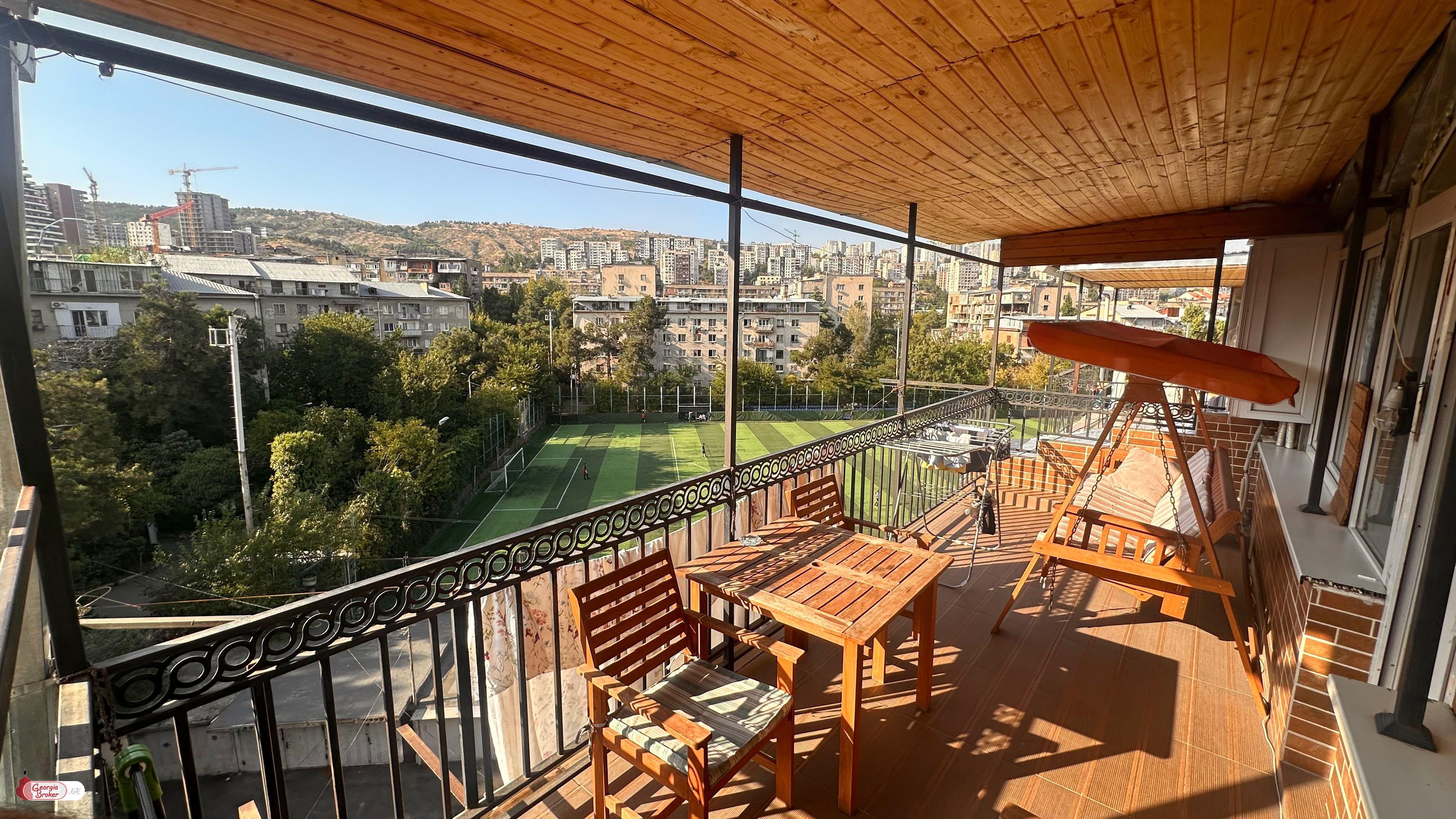 продается квартира с новым ремонтом 2-комнаты