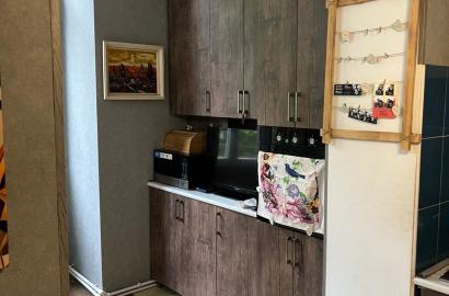 nearly repaired 3-room apartment for sale