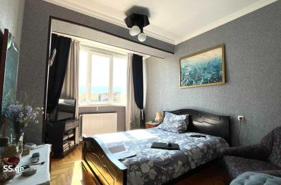 nearly repaired 4-room apartment for sale