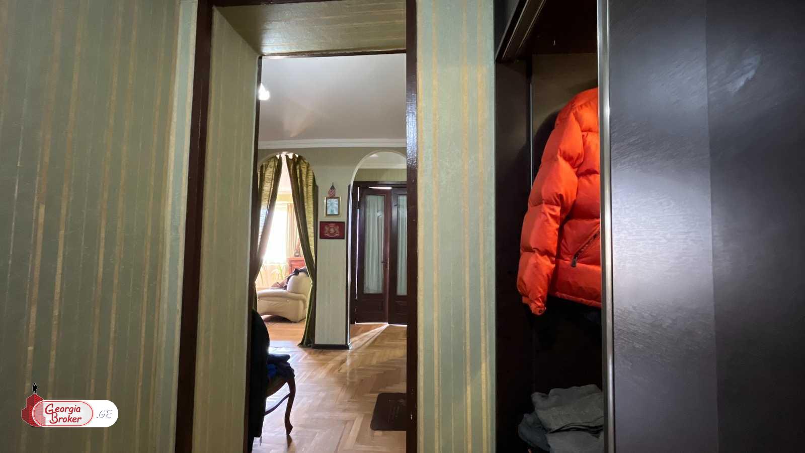 nearly repaired 4-room apartment for sale