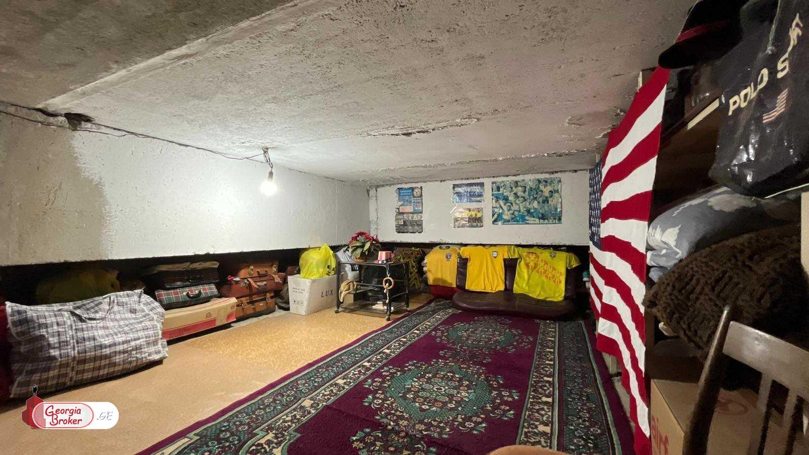 nearly repaired 4-room apartment for sale