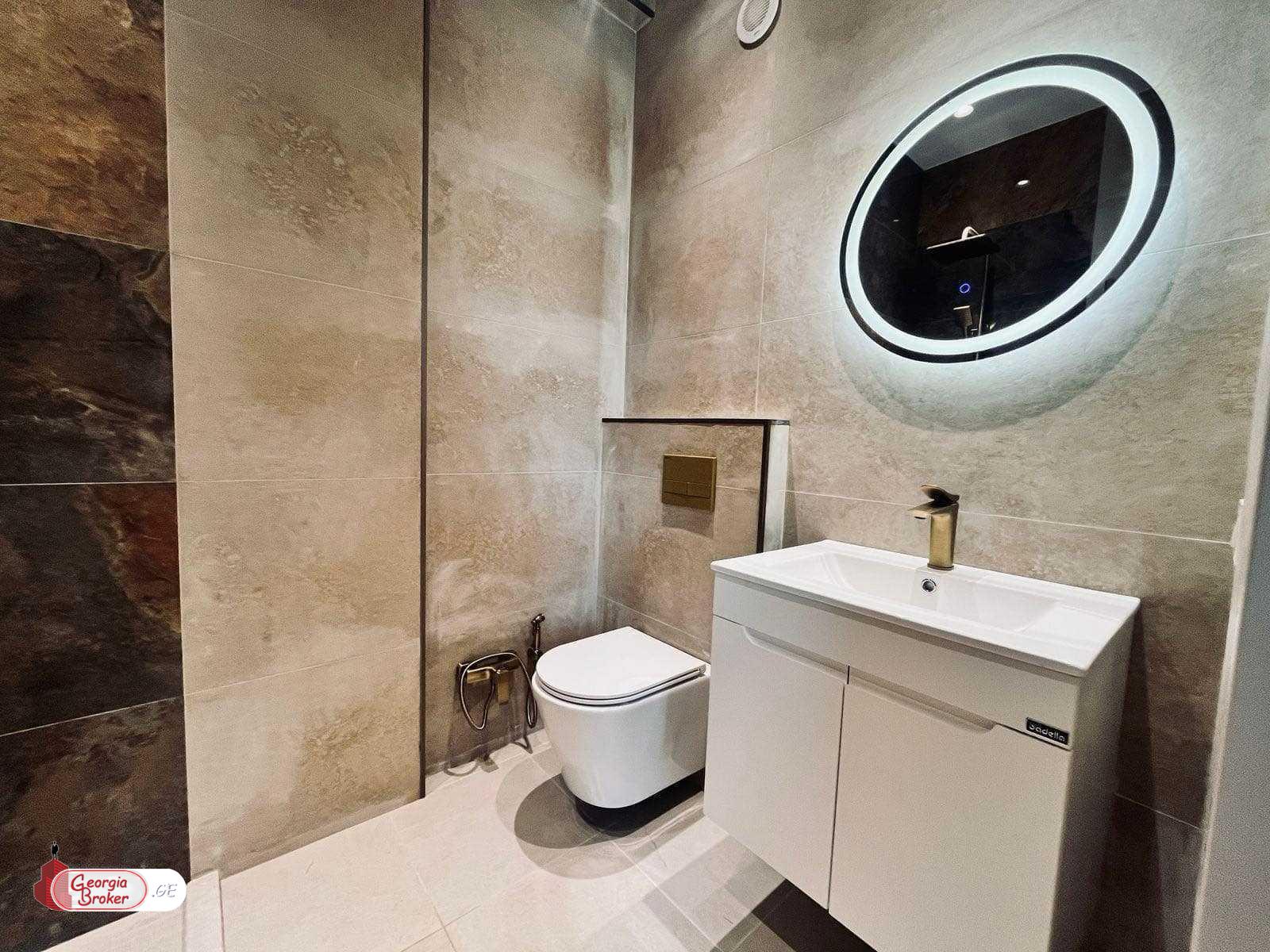 იყიდება ახალი გარემონტებული 2 ოთახიანი ბინა