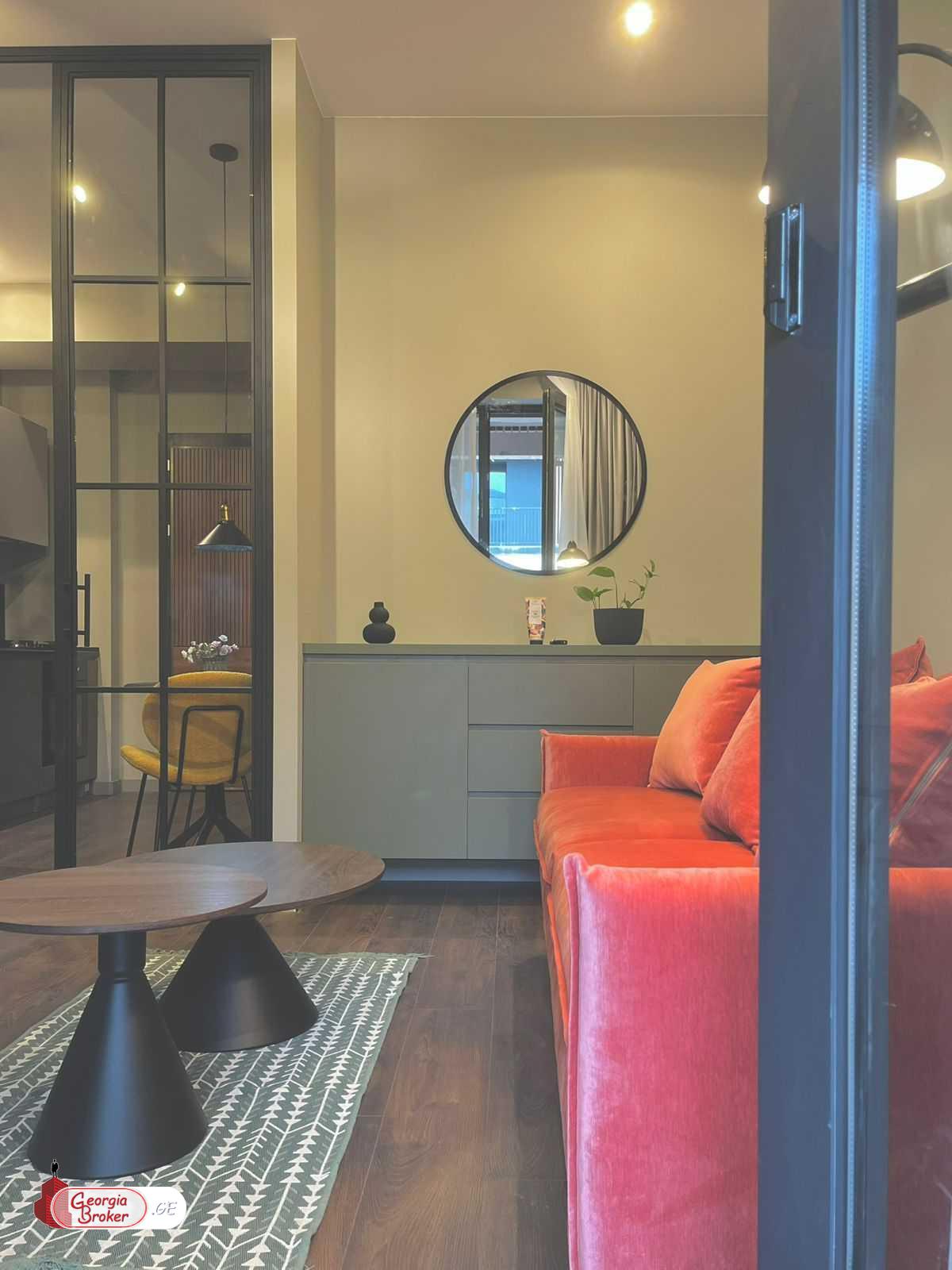 продается квартира с новым ремонтом 2-комнаты