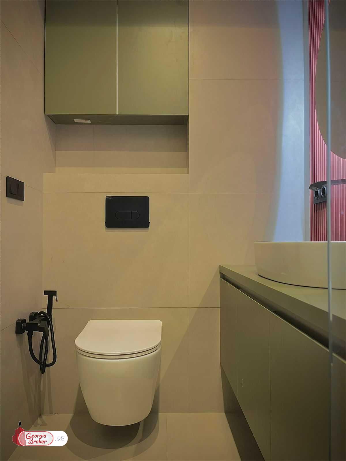 продается квартира с новым ремонтом 2-комнаты