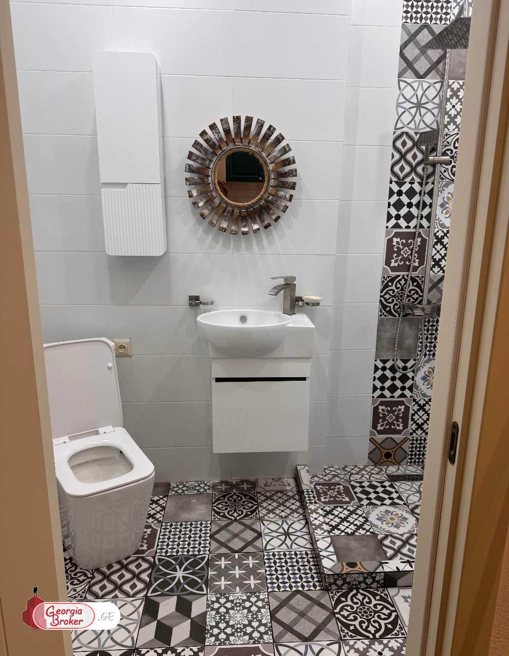 продается квартира с новым ремонтом 1-комната