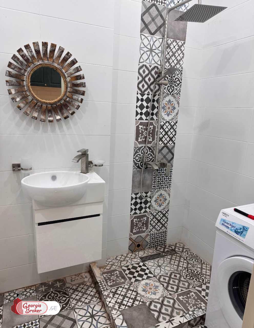 продается квартира с новым ремонтом 1-комната