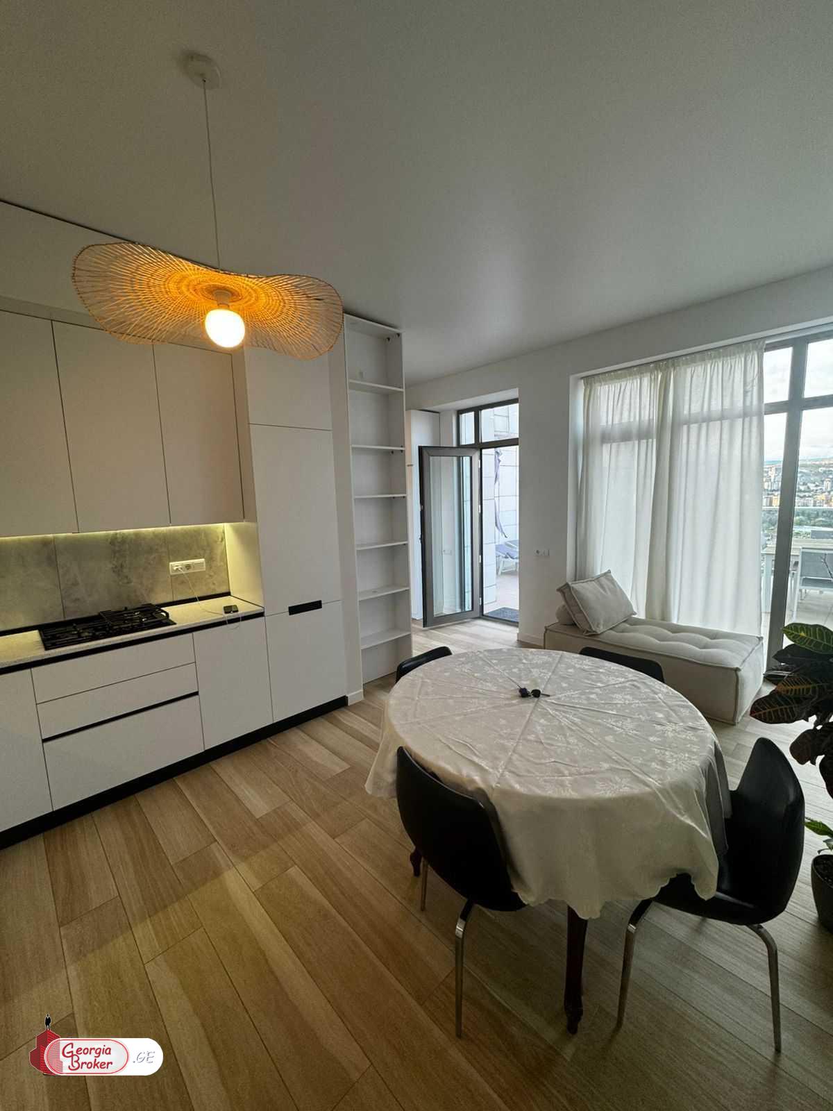 იყიდება ახალი გარემონტებული 2 ოთახიანი ბინა