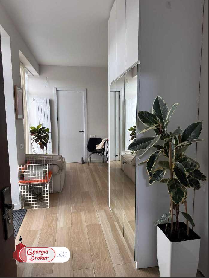 იყიდება ახალი გარემონტებული 2 ოთახიანი ბინა