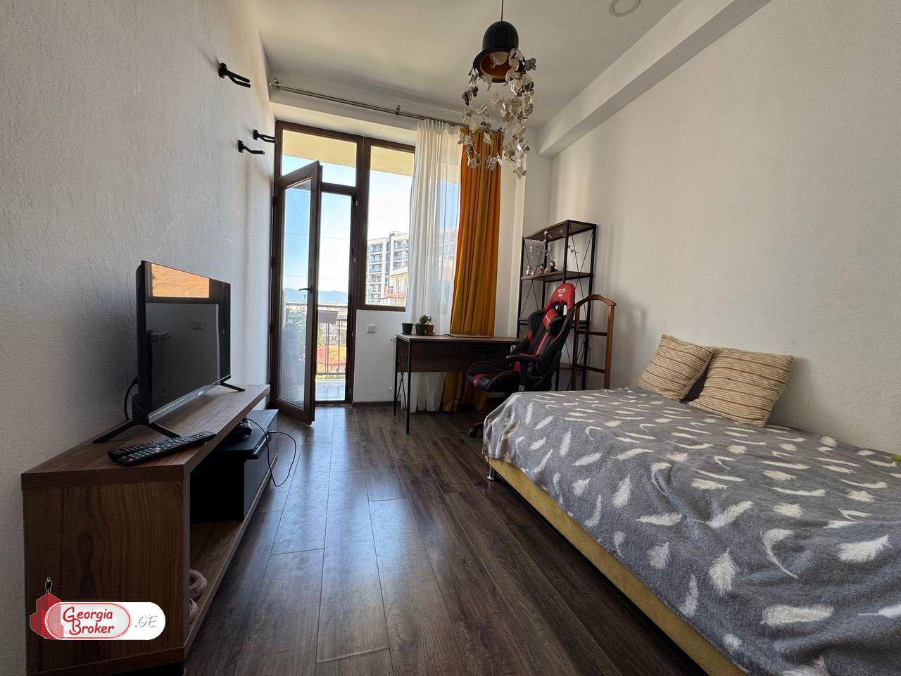 იყიდება ახალი გარემონტებული 3 ოთახიანი ბინა