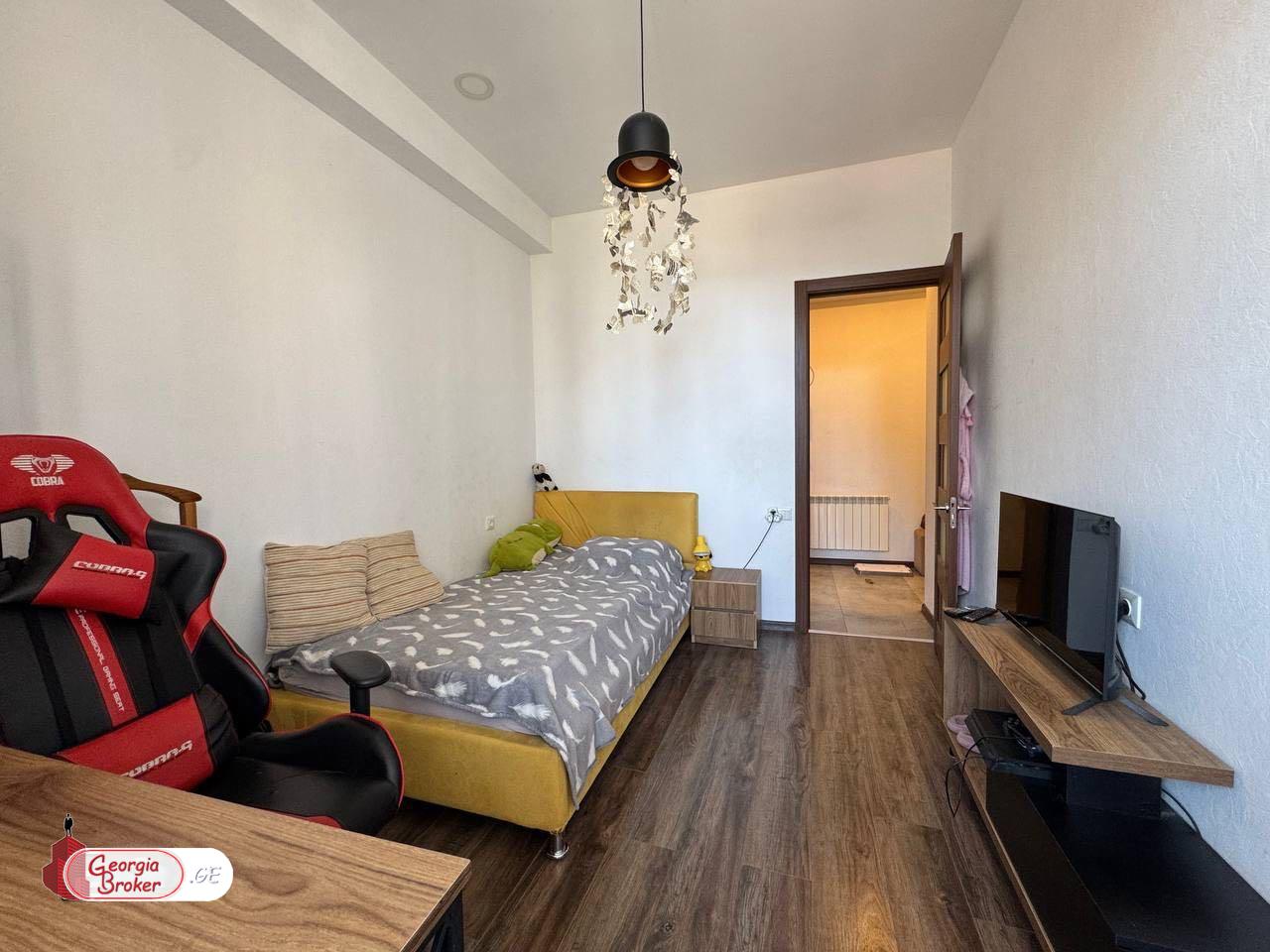 იყიდება ახალი გარემონტებული 3 ოთახიანი ბინა