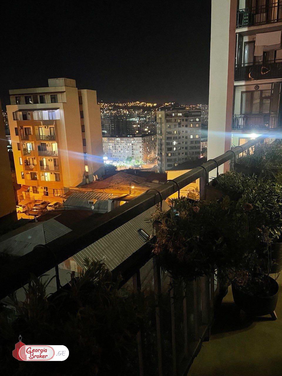 იყიდება ახალი გარემონტებული 3 ოთახიანი ბინა