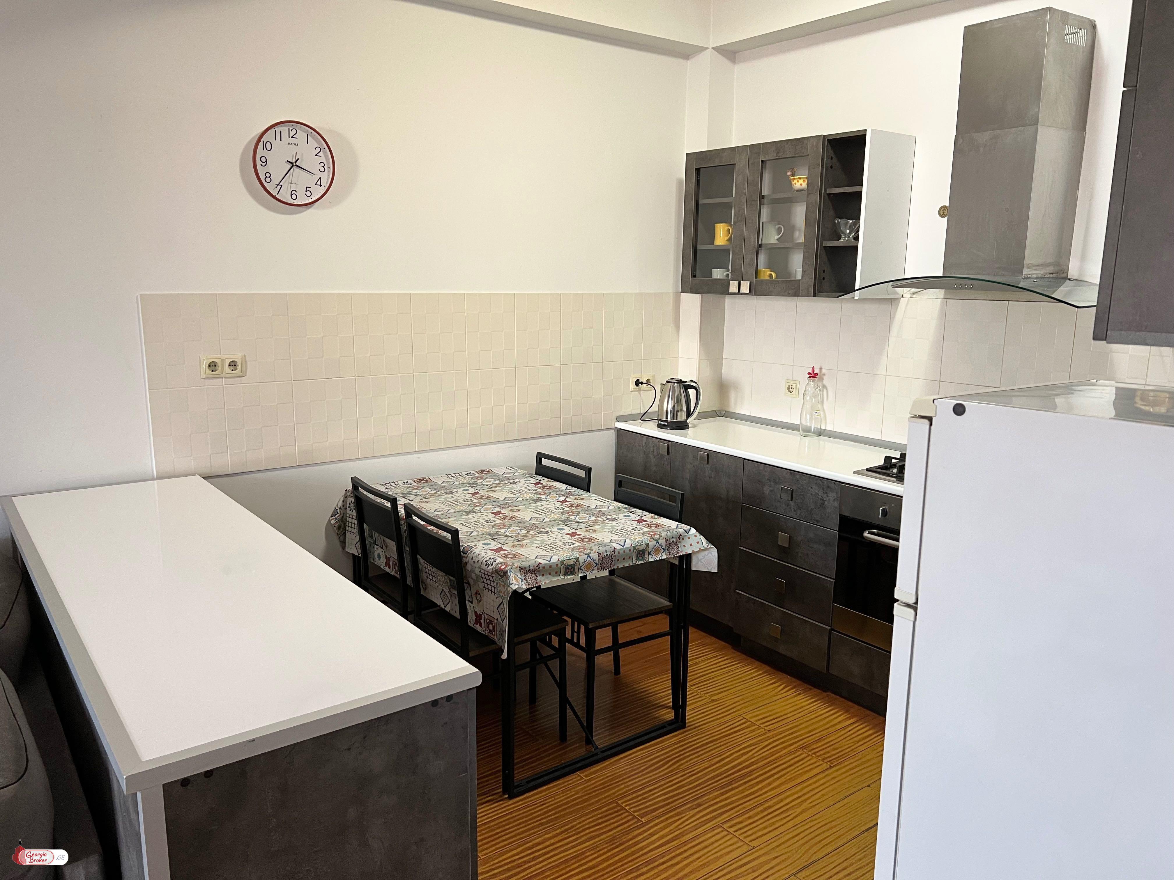 nearly repaired 2-room apartment for sale