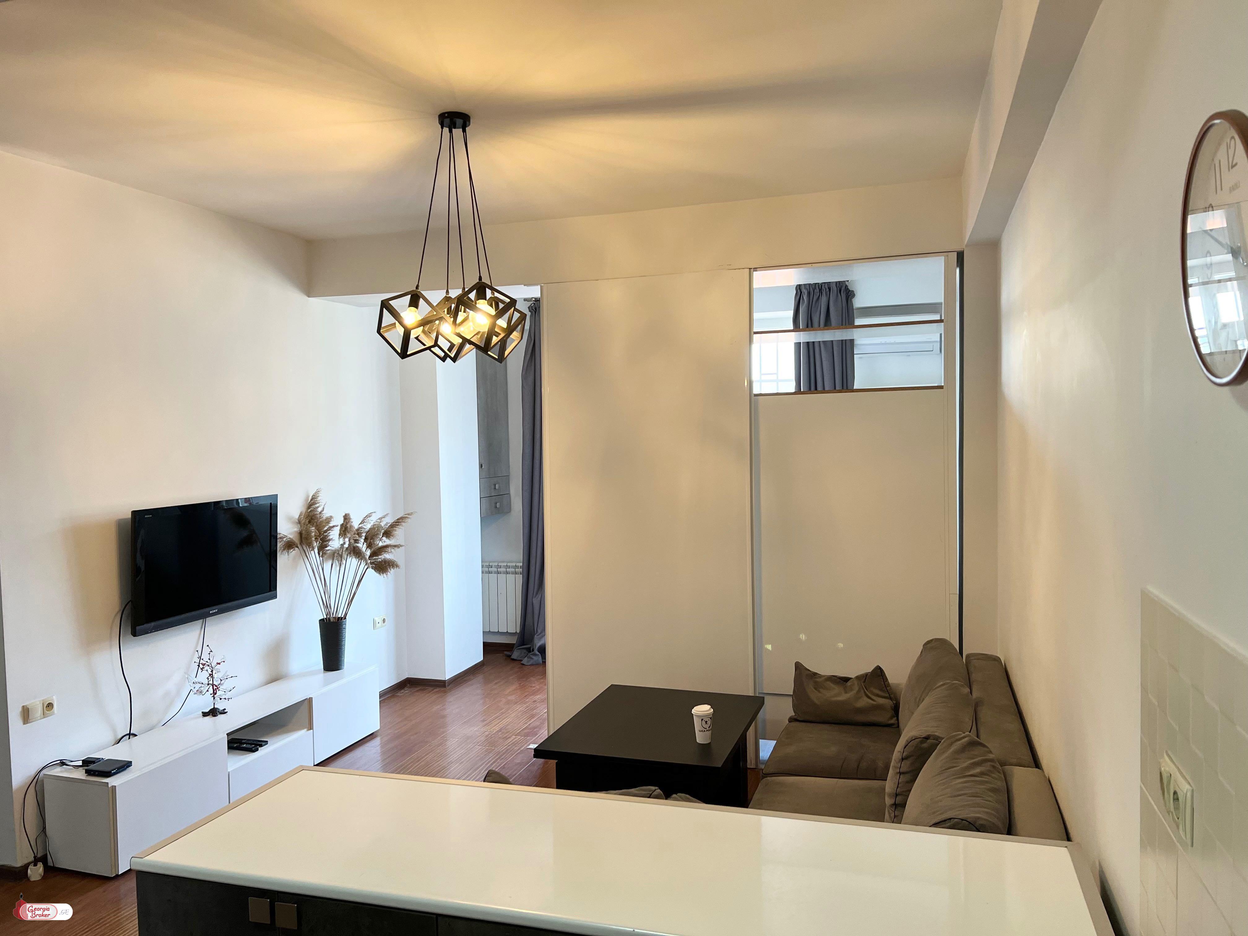 nearly repaired 2-room apartment for sale