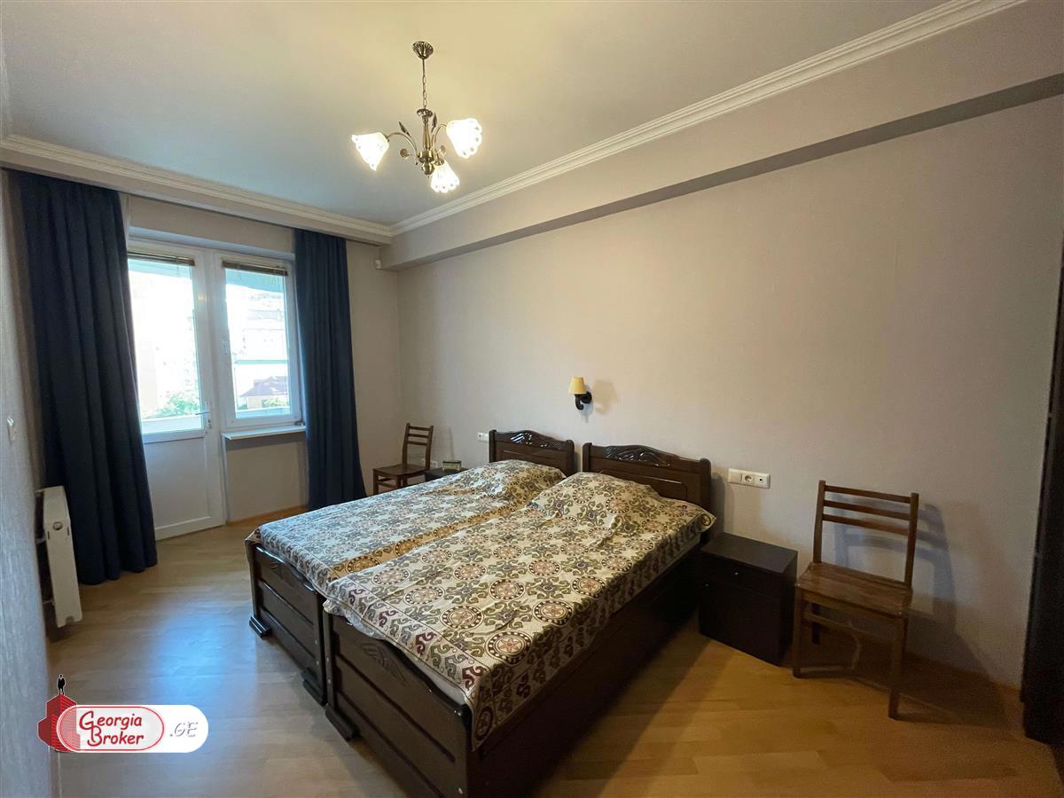 nearly repaired 5-room apartment for sale