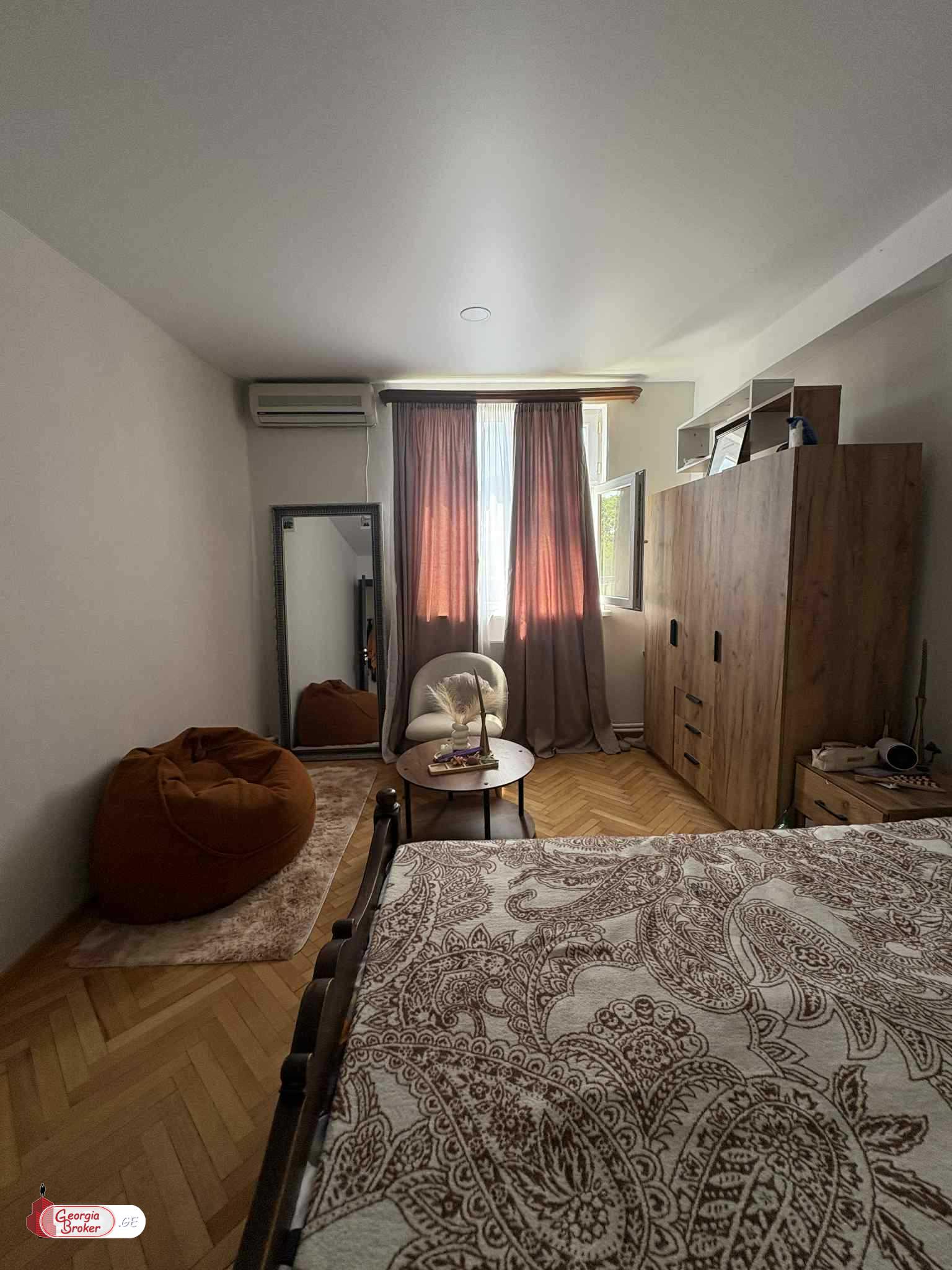 nearly repaired 5-room apartment for sale