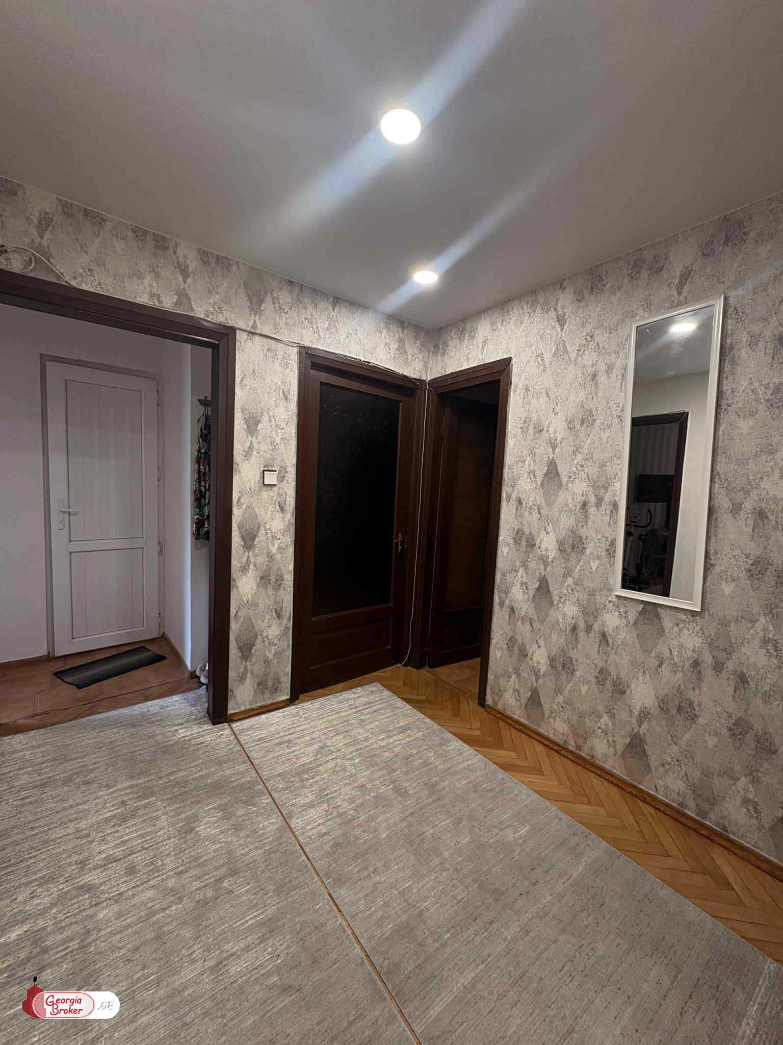 nearly repaired 5-room apartment for sale