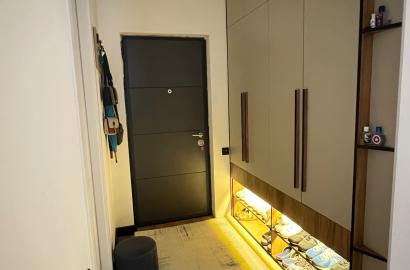 იყიდება ახალი გარემონტებული 3 ოთახიანი ბინა