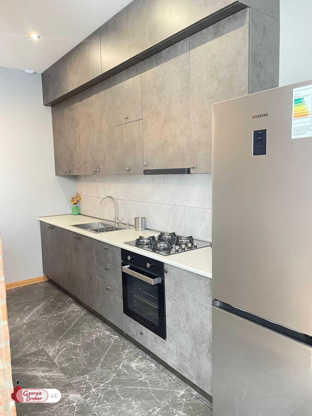 продается квартира с новым ремонтом 2-комнаты