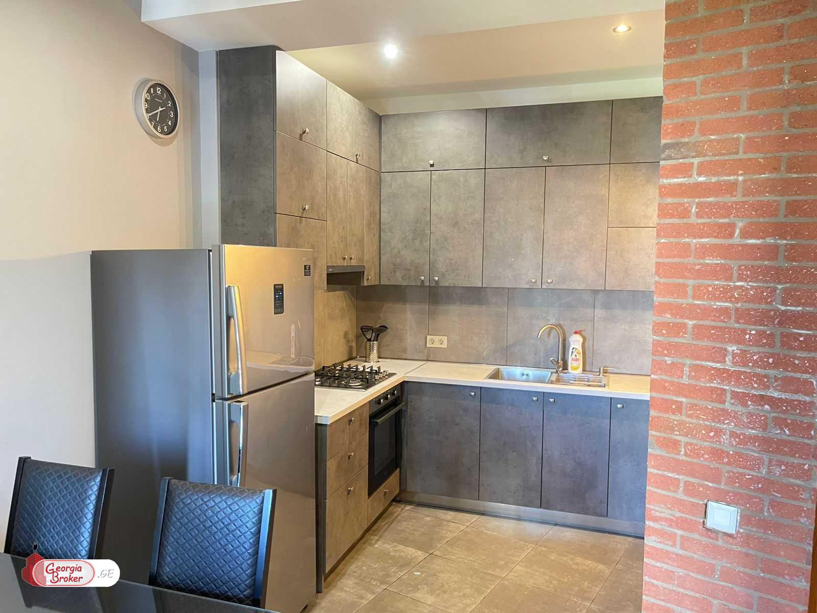 nearly repaired 3-room apartment for sale