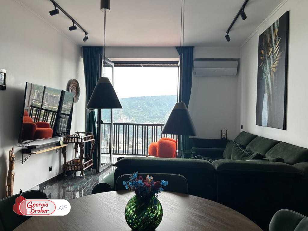 იყიდება ახალი გარემონტებული 3 ოთახიანი ბინა