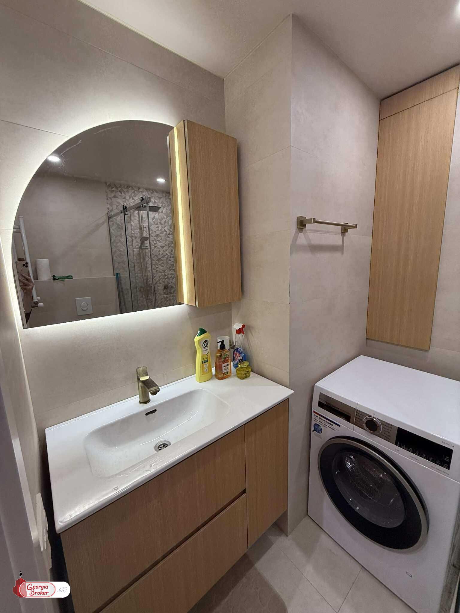 nearly repaired 2-room apartment for sale