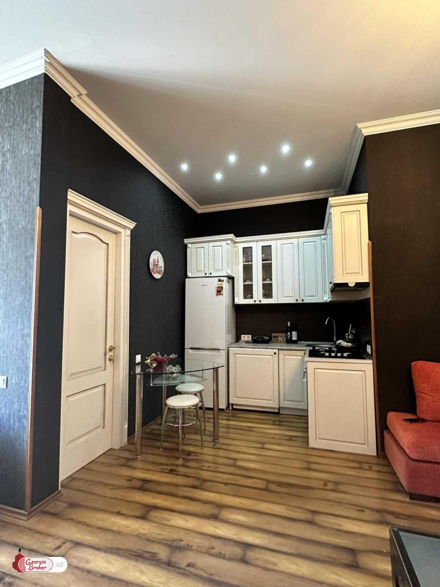 продается квартира с новым ремонтом 2-комнаты