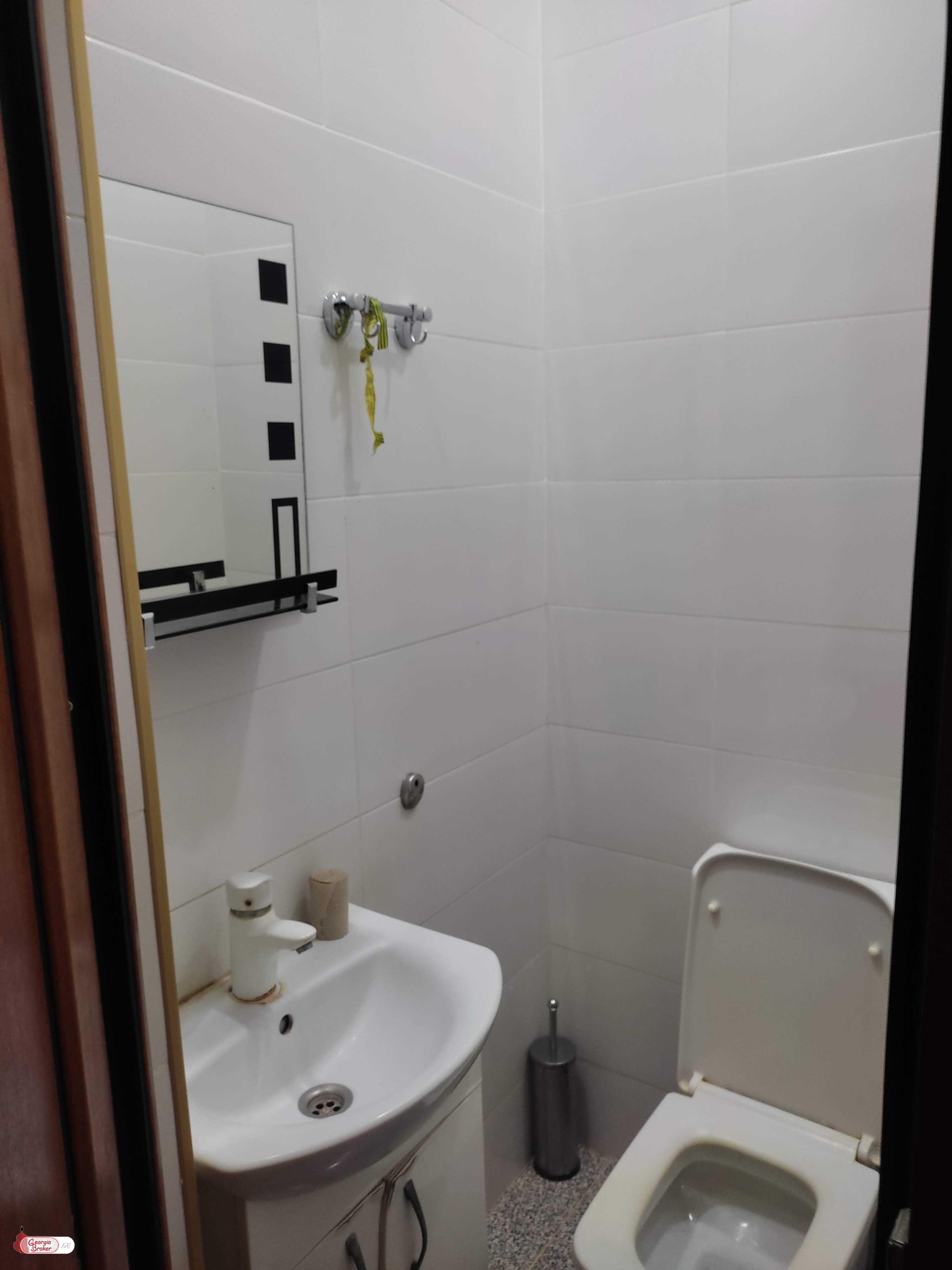 nearly repaired 4-room apartment for sale