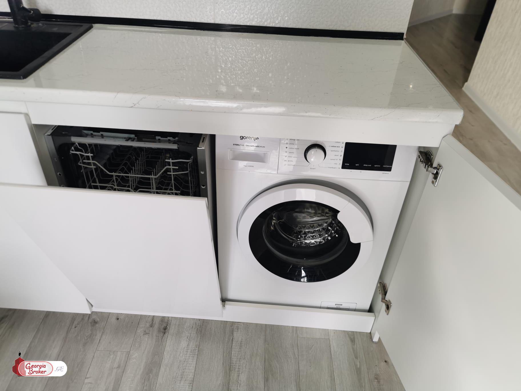 იყიდება ახალი გარემონტებული 3 ოთახიანი ბინა