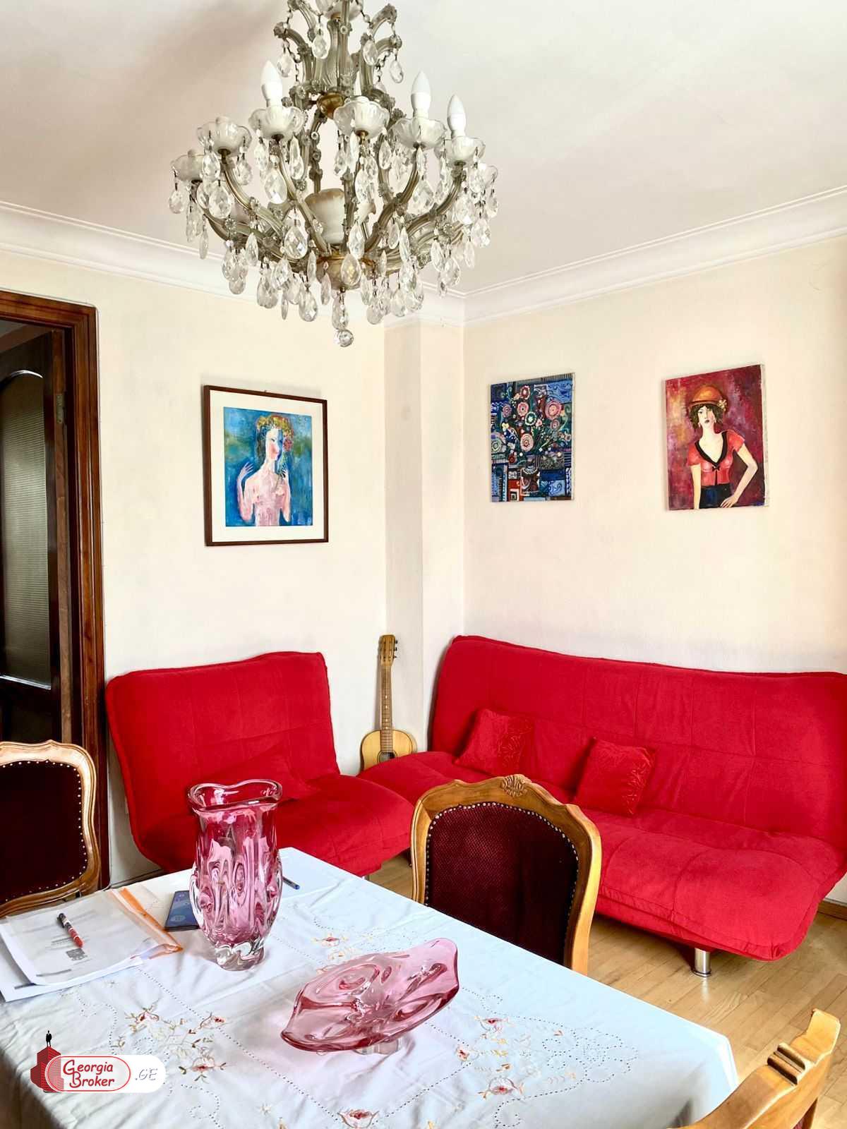 nearly repaired 3-room apartment for sale