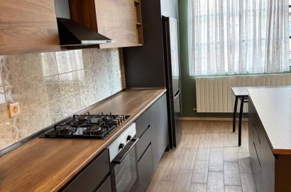nearly repaired 5-room apartment for sale