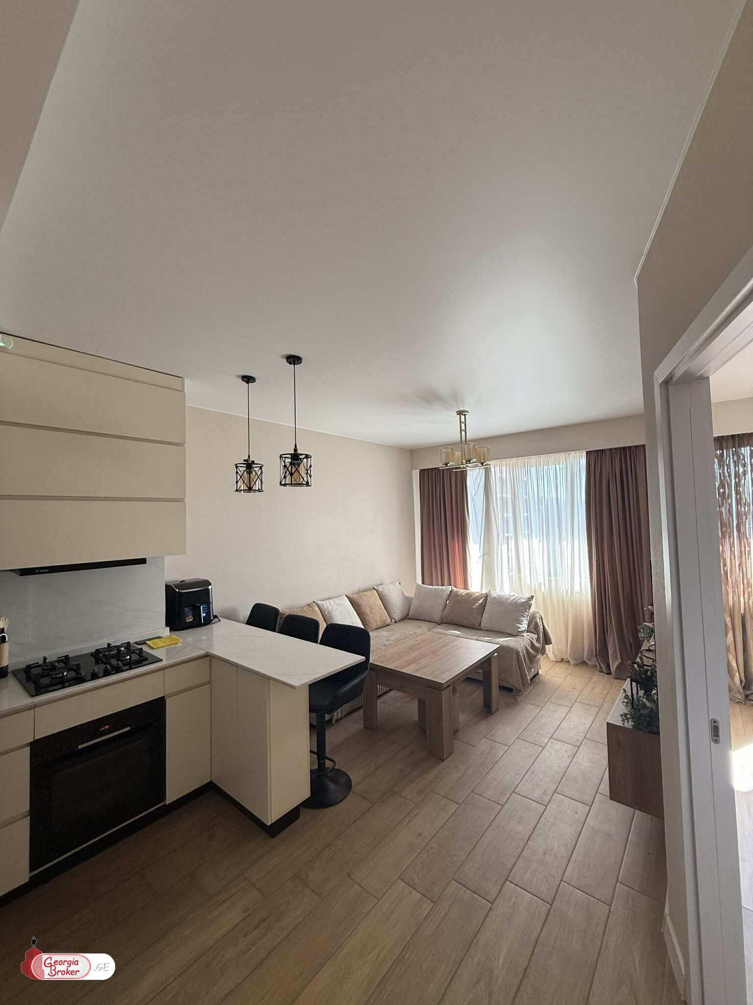 nearly repaired 2-room apartment for sale