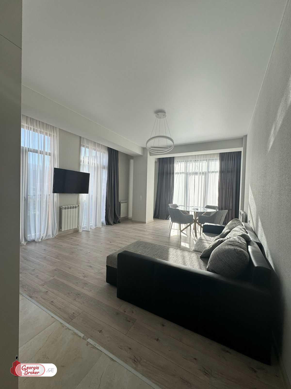 nearly repaired 2-room apartment for sale