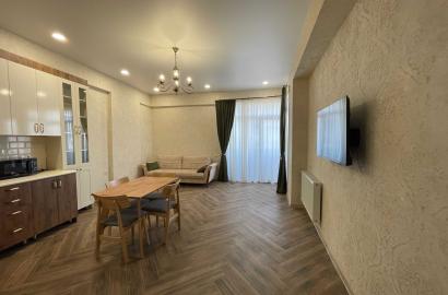 იყიდება ახალი გარემონტებული 2 ოთახიანი ბინა