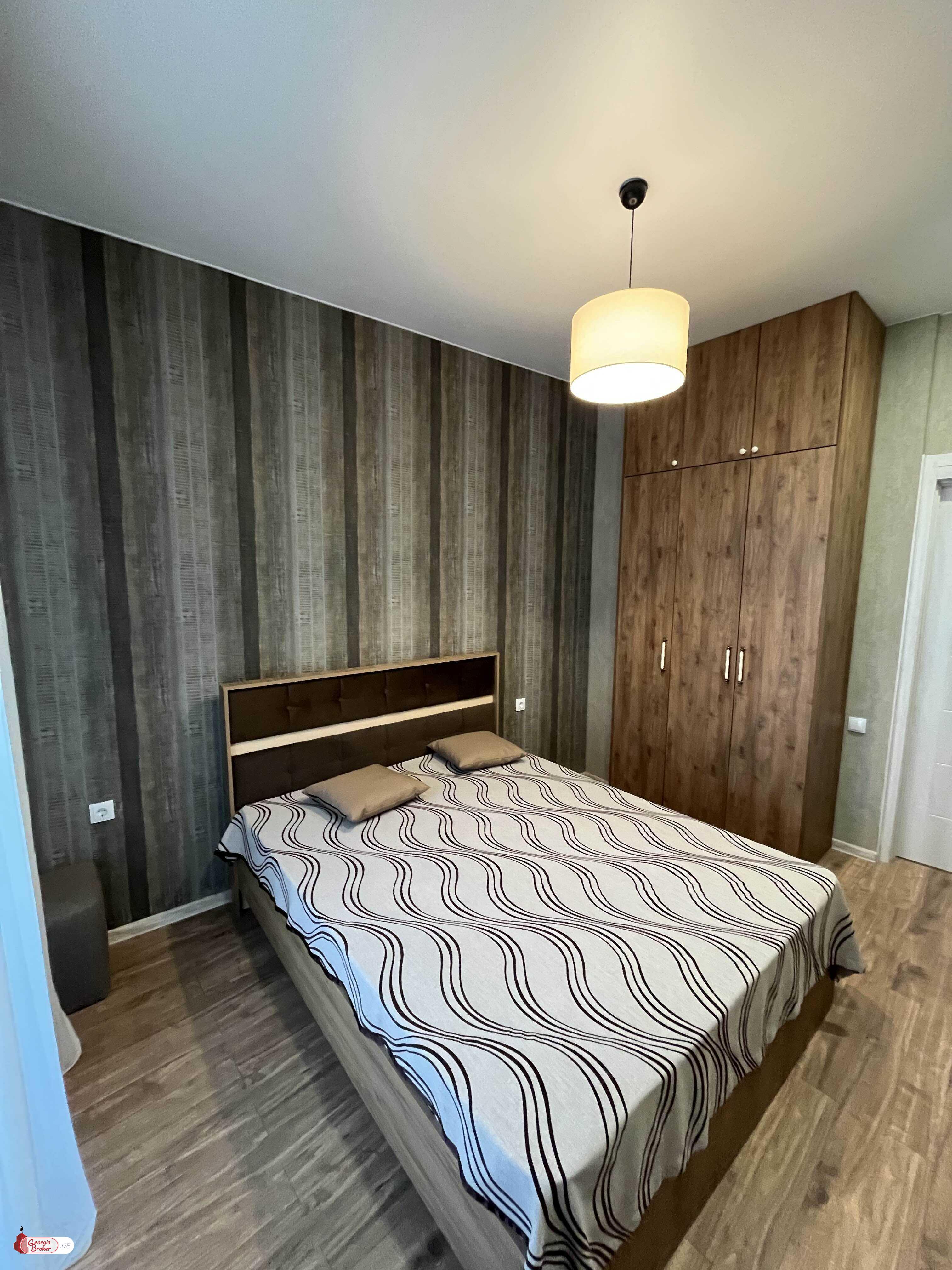 იყიდება ახალი გარემონტებული 2 ოთახიანი ბინა