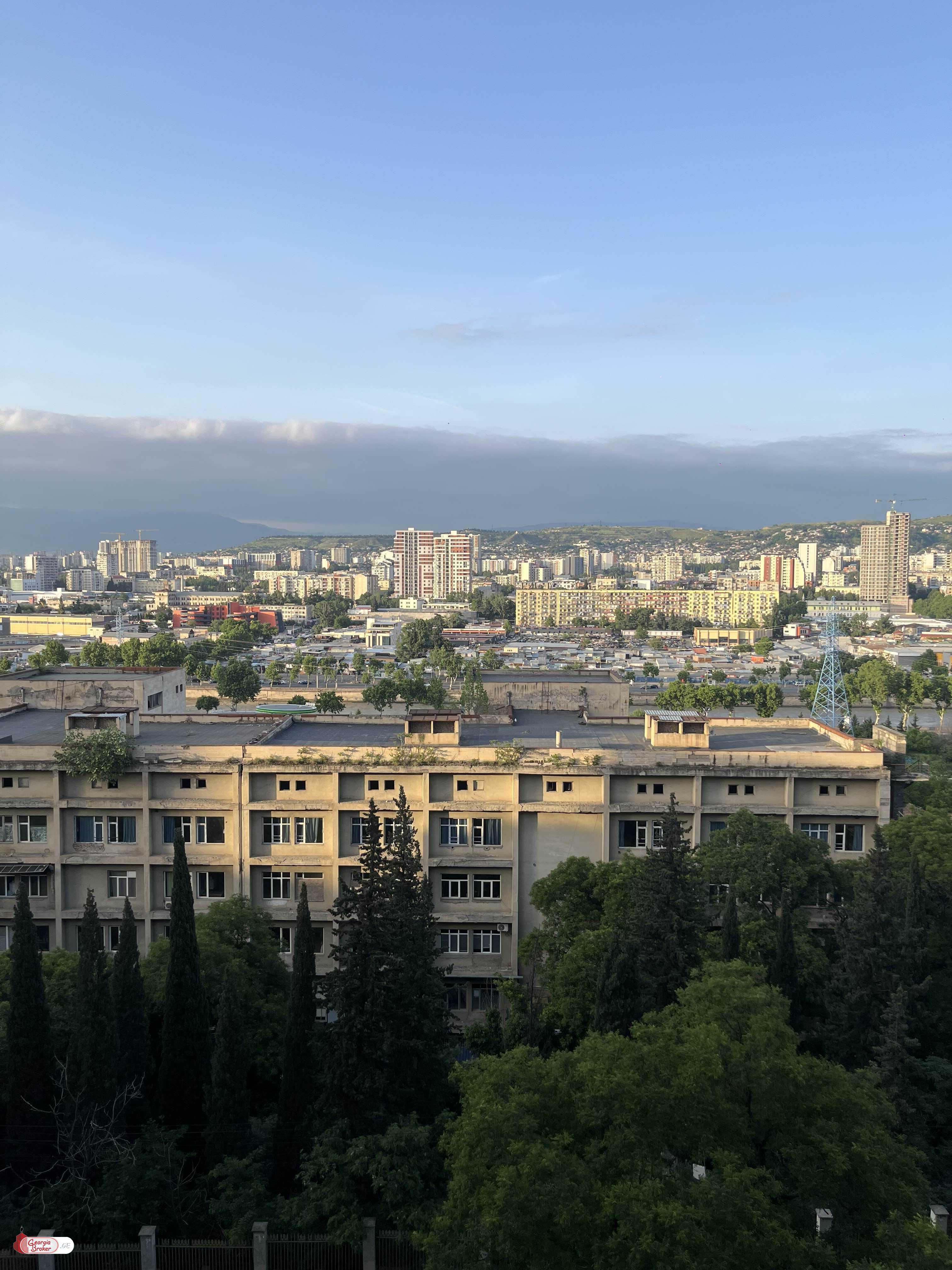 იყიდება ახალი გარემონტებული 2 ოთახიანი ბინა