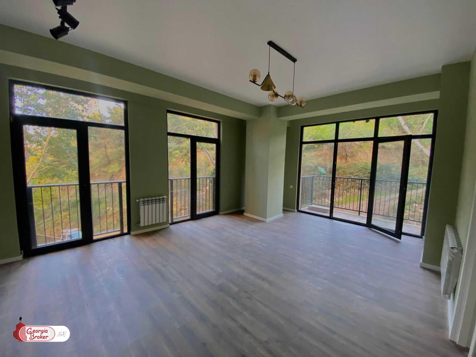 იყიდება ახალი გარემონტებული 3 ოთახიანი ბინა