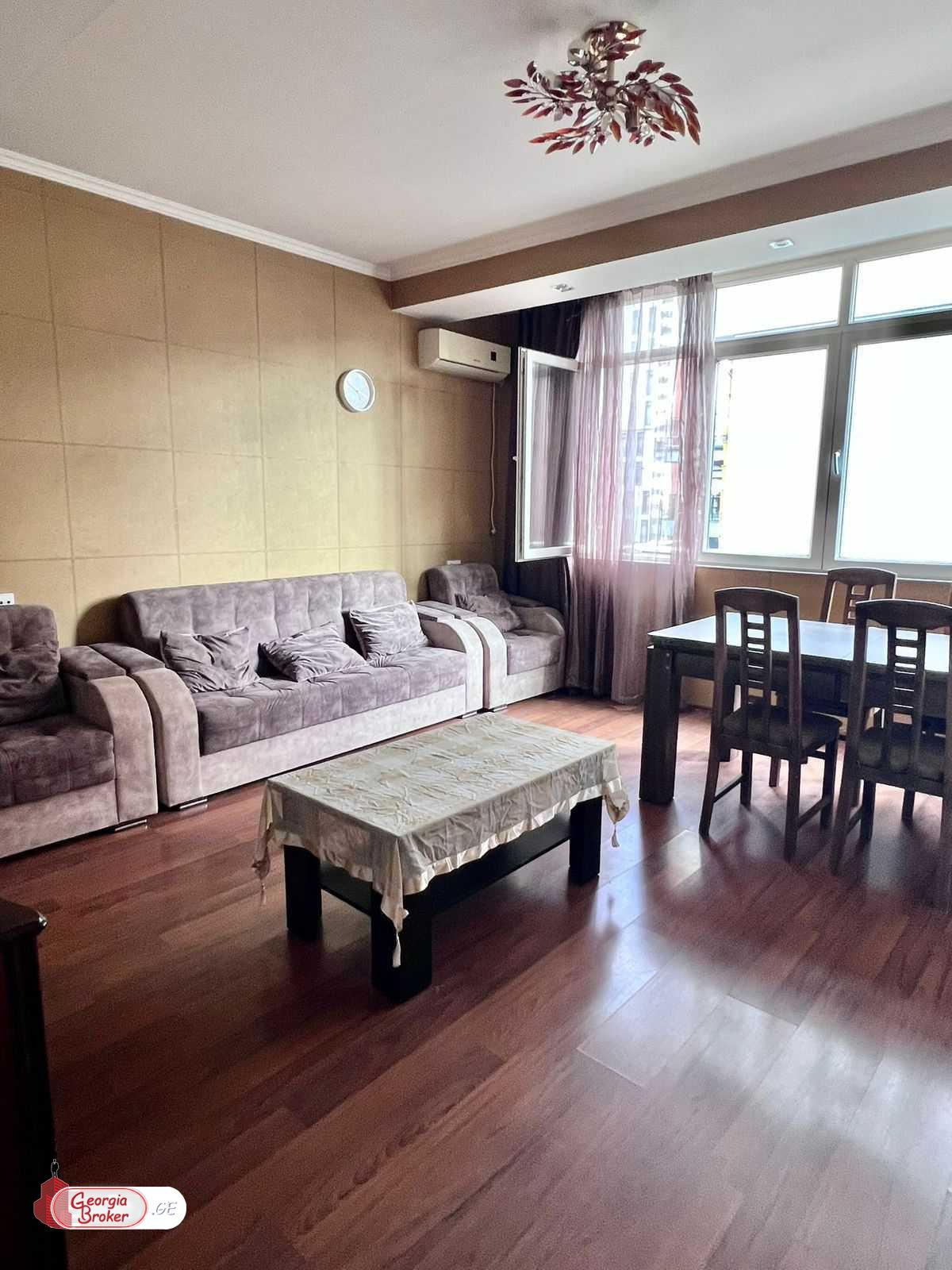 nearly repaired 3-room apartment for sale