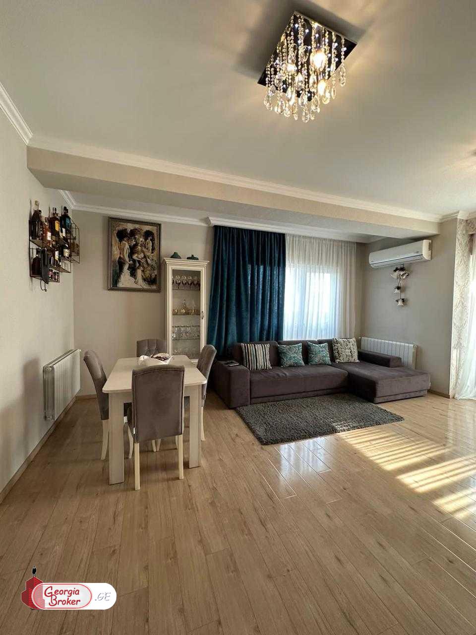 nearly repaired 3-room apartment for sale