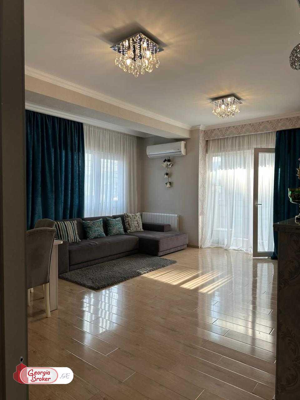 nearly repaired 3-room apartment for sale