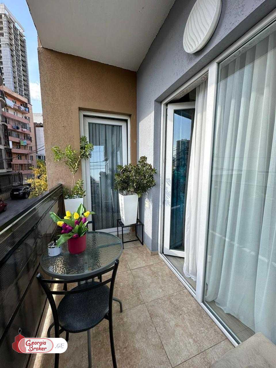 nearly repaired 3-room apartment for sale